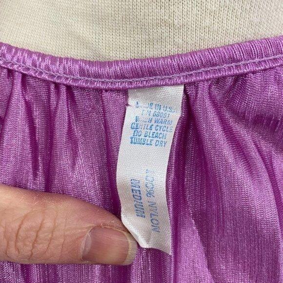 Vintage Shiny Nylon Short Sleeve Sleep Top Purple Womens Size Medium Dead Stock - Picture 6 of 7